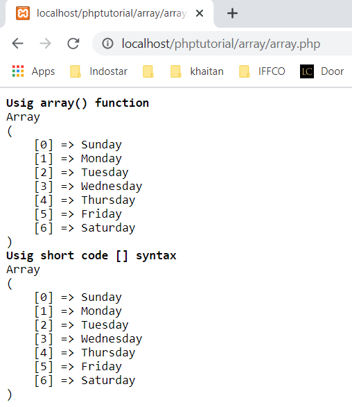 How to define array in php